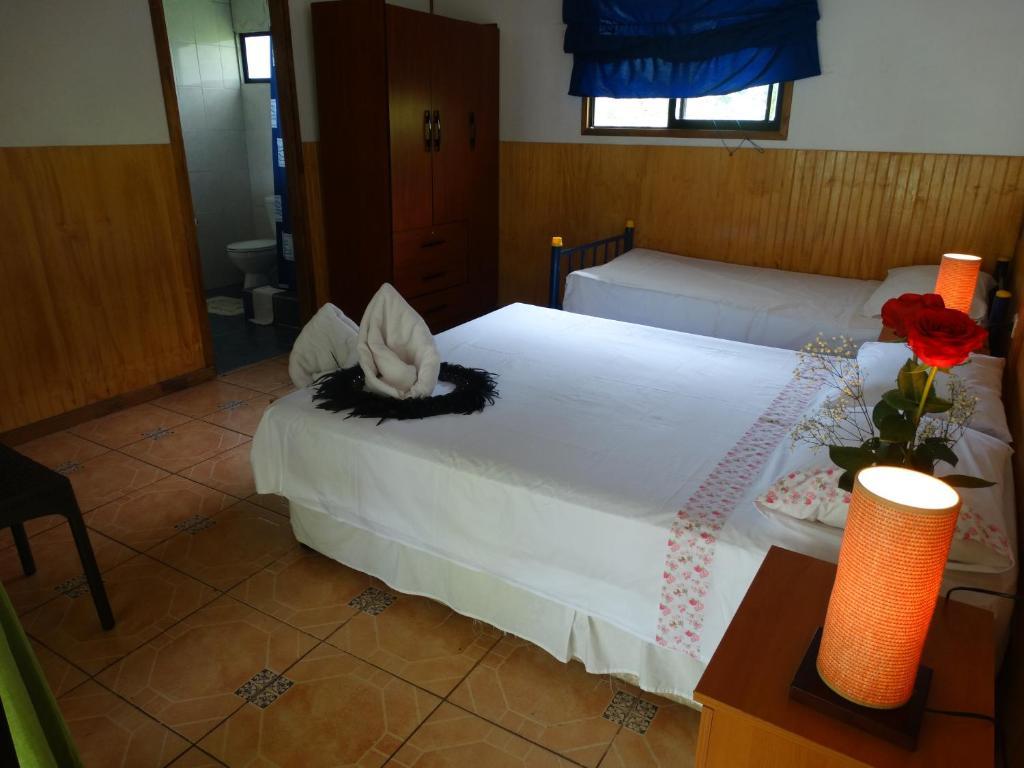 Hotel Atavai Hanga Roa Esterno foto
