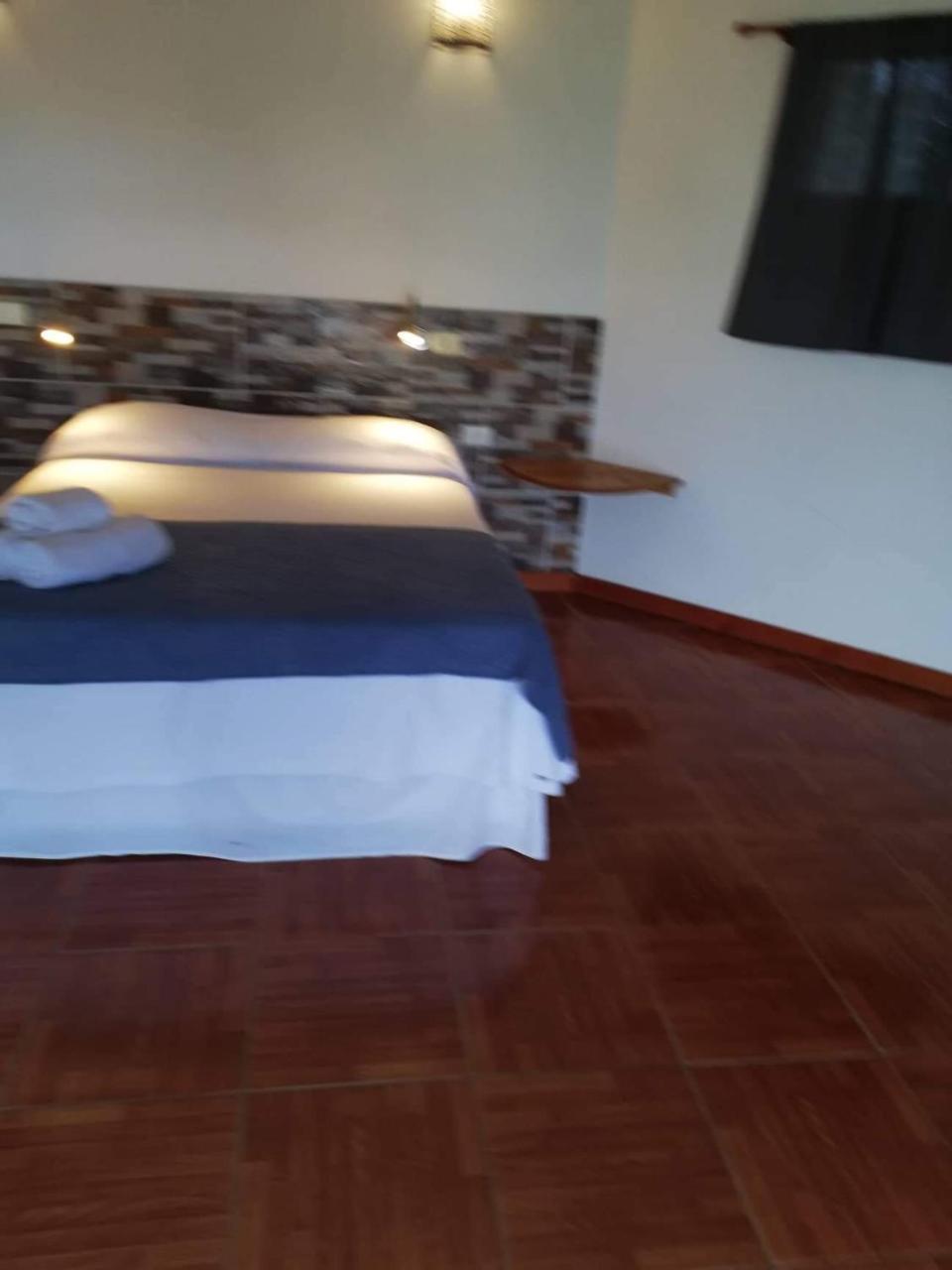 Hotel Atavai Hanga Roa Esterno foto